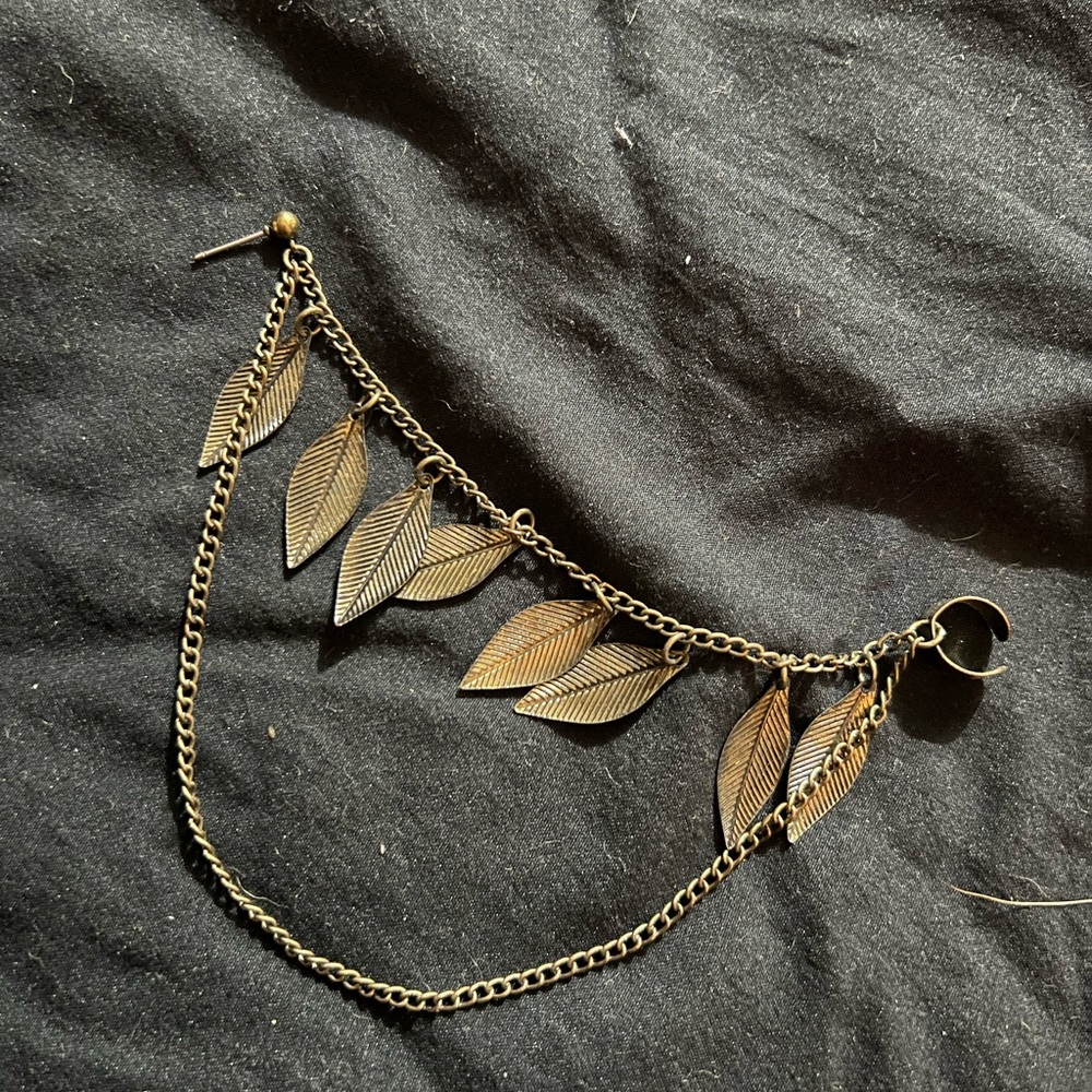 Gold Leaf Chain Ear Cuff